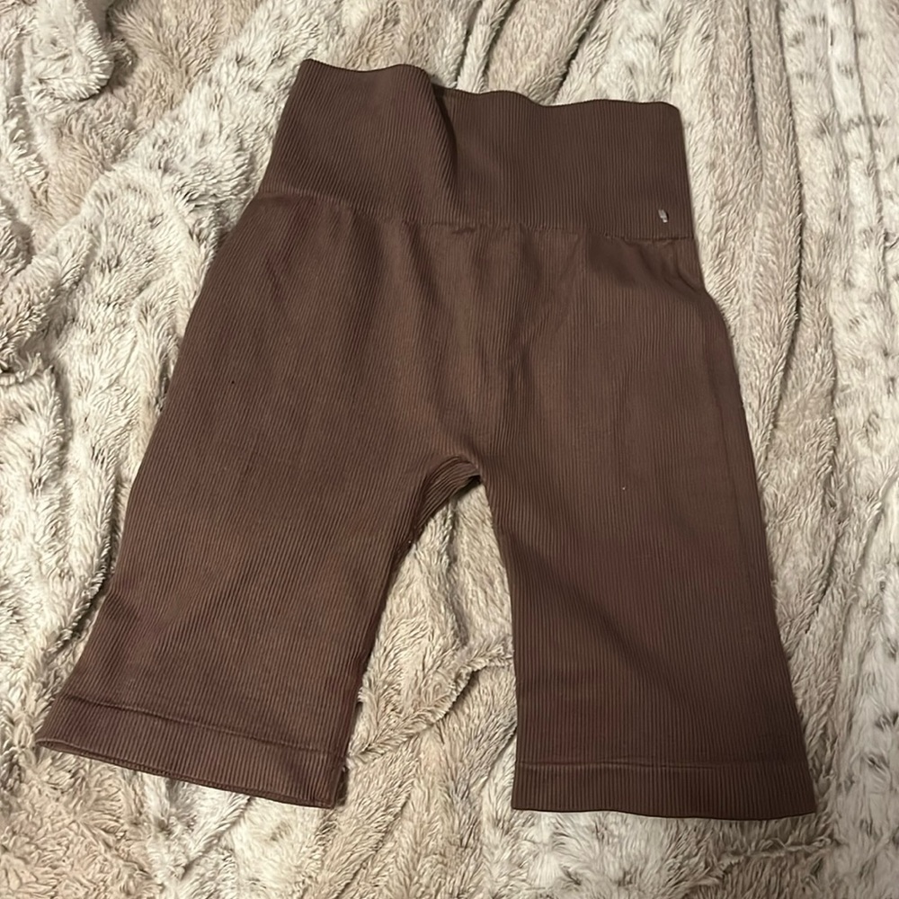 Brown shorts from 90s degree by reflex size S never wore them